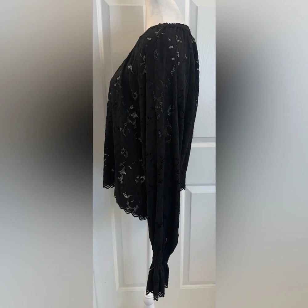 Free People Olivia lace top Blouse Black S Small Long Sleeve